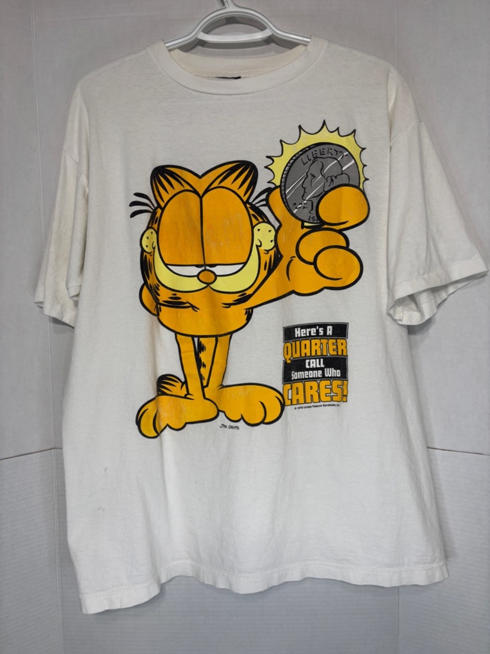 Vintage Garfield 1978 Jim Davis Feature Syndicate Graphic Call Someone Who Cares